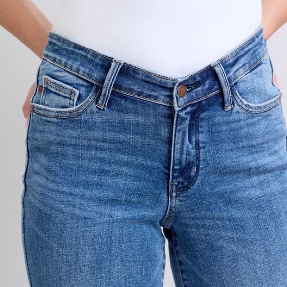 High Waist V- Front Vintage Wash Straight Jeans - Picture 7 of 16